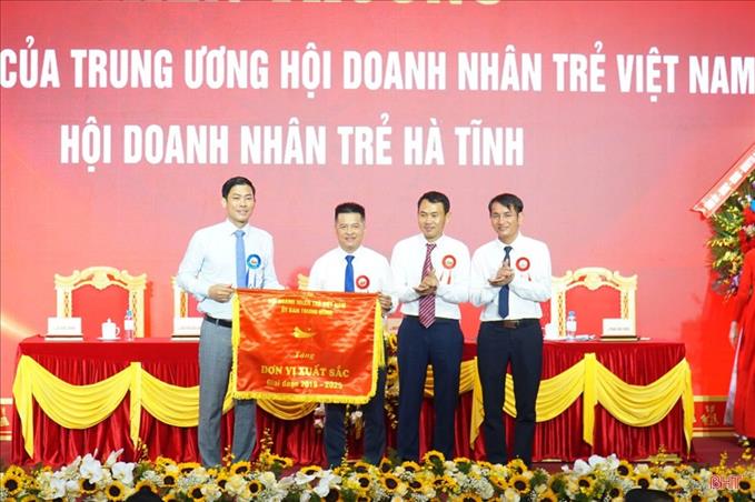 hoi_doanh_nhan_tre_hatinh_oduchenang_odudep ha tinh5.jpg